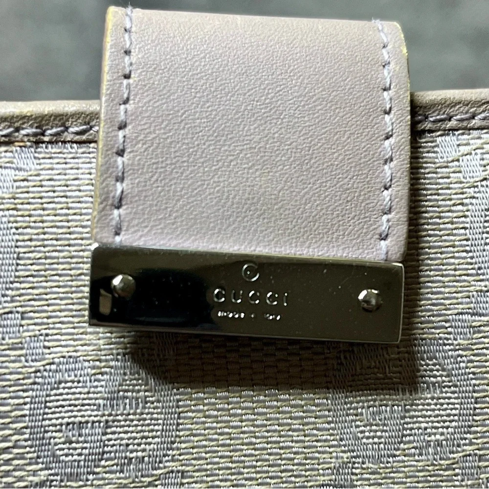 Gucci Lavender Cream GG Canvas Compact Wallet w/ Box Authentic PROJECT